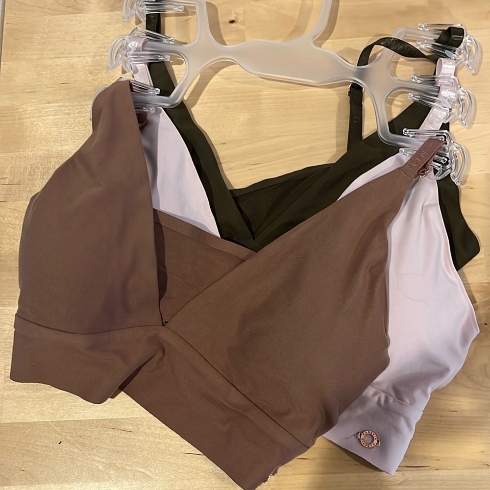 Danskin bras